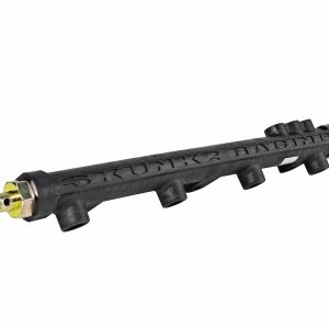 Skunk 2 Fuel Injector Rail, Aluminum, 0.625 Inch Diameter Bore, 8 AN Inlet and 8 AN Outlet – 350-05-5000