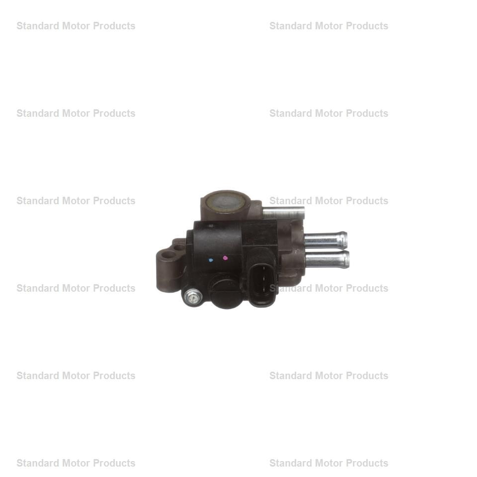 Standard Motor Products Idle Air Control Valve, Intermotor ®, 3 Port, Genuine Intermotor Quality – AC271