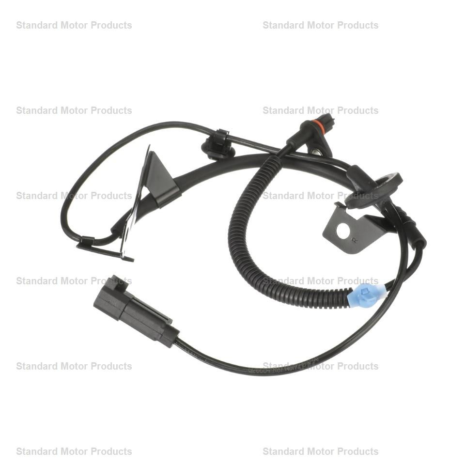 Standard Motor Products ABS Wheel Speed Sensor, Intermotor ®, With ABS Wheel Speed Sensor Wire Harness, Genuine Intermotor Quality – ALS1819