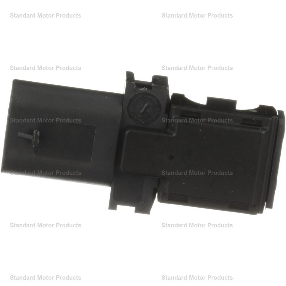 Standard Motor Products Manifold Absolute Pressure Sensor, 3 Male Blade Terminal, Black – AS737