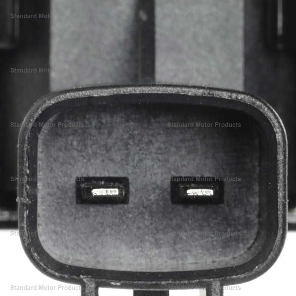 Standard Motor Products Vapor Canister Purge Solenoid, Intermotor ®, Genuine Intermotor Quality – CP514