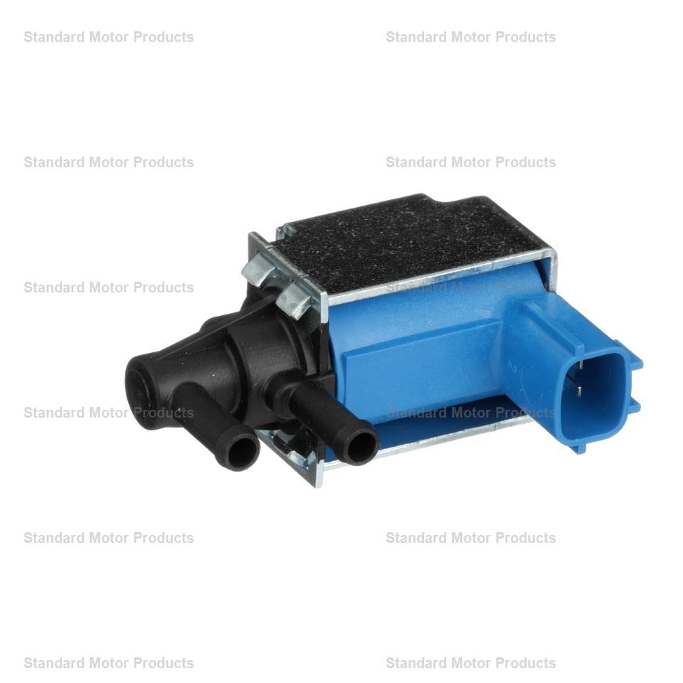 Standard Motor Products Vapor Canister Purge Solenoid, Intermotor ®, Control Valve, Genuine Intermotor Quality – CP582