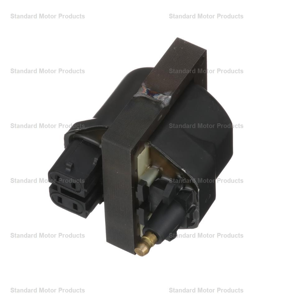 Standard Motor Products Ignition Coil, Blue Streak ®, With 4 Pin Female Connector – DR-37