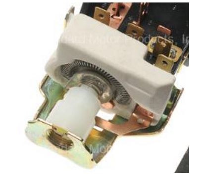 Standard Motor Products Headlight Switch, With 8 Terminals – DS-155