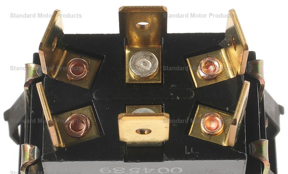 Standard Motor Products Multi Purpose Switch, 12 Volt, 35 Amp Max, Rocker, 6 Male Blade Terminal – DS-1696
