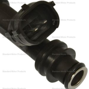 Standard Motor Products Fuel Injector, Black, 2 Male Blade Terminal, With O-Ring – FJ522