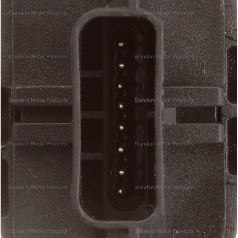 Standard Motor Products Mass Air Flow Sensor, Intermotor ®, 8 Pin Terminal, Plastic – MAS0321