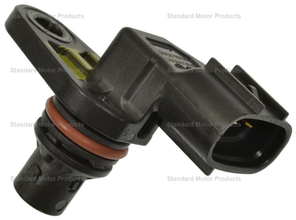 Standard Motor Products Camshaft Position Sensor, Plug IN Connector, 3 Blade Terminals – PC1045