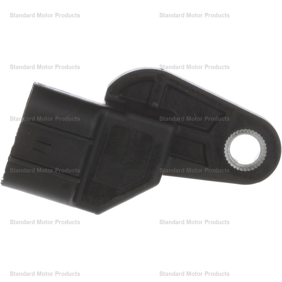 Standard Motor Products Camshaft Position Sensor, Plug IN Connector, 3 Blade Terminals – PC1045