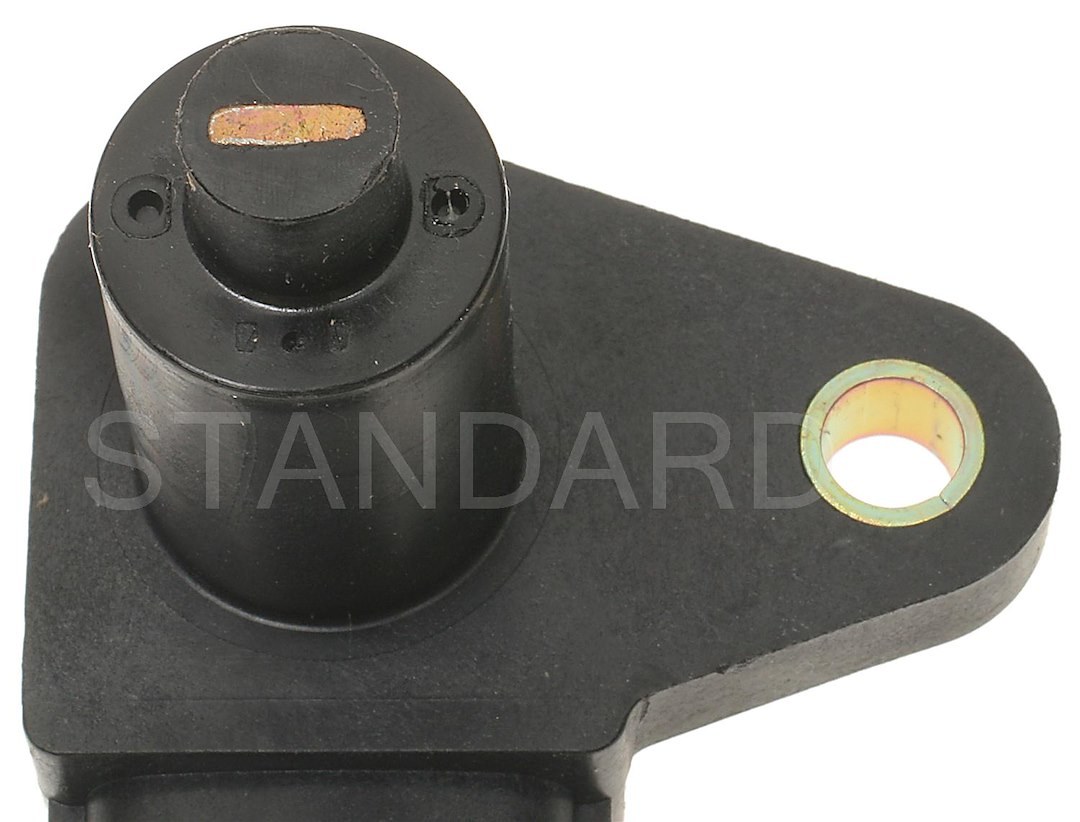 Standard Motor Products Crankshaft Position Sensor, Intermotor ®, Genuine Intermotor Quality – PC165