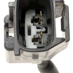 Standard Motor Products Crankshaft Position Sensor, Intermotor ®, Genuine Intermotor Quality – PC406