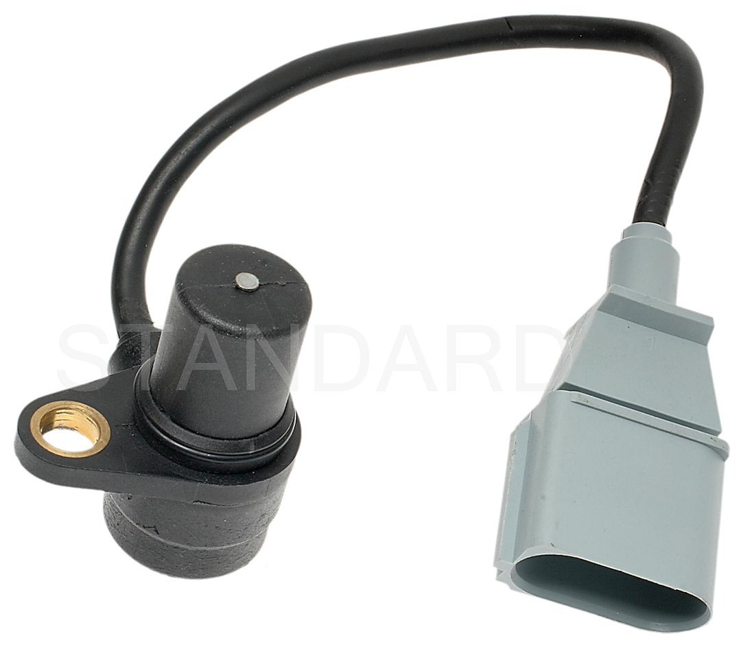 Standard Motor Products Crankshaft Position Sensor, Intermotor ®, With 3 Pin Connector, Genuine Intermotor Quality – PC525
