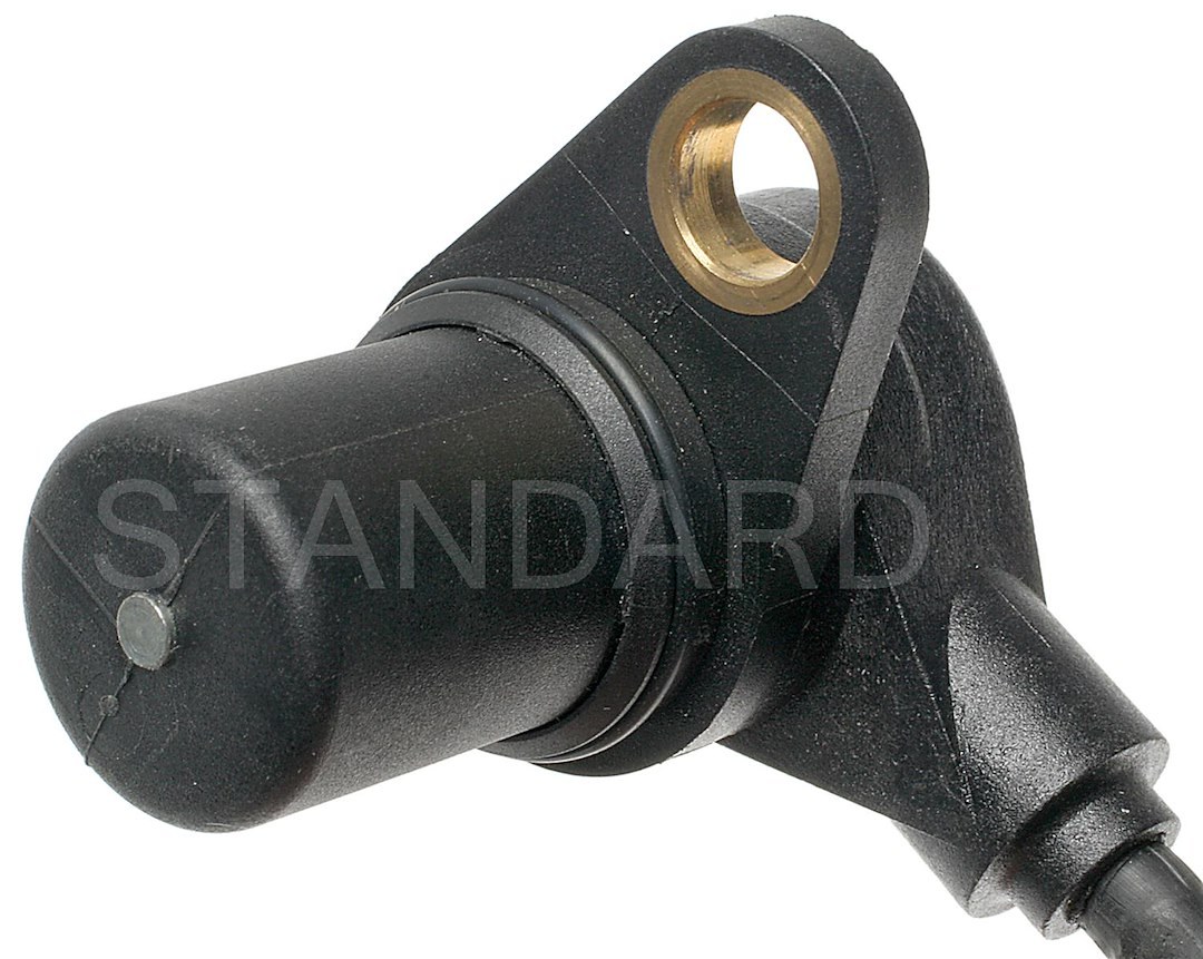 Standard Motor Products Crankshaft Position Sensor, Intermotor ®, With 3 Pin Connector, Genuine Intermotor Quality – PC525