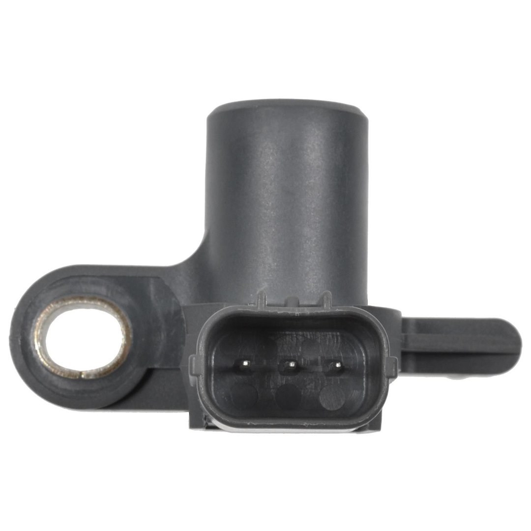 Standard Motor Products Camshaft Position Sensor, T Series, Genuine Intermotor Quality – PC618T