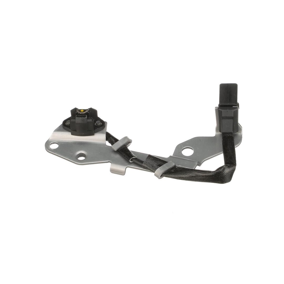 Standard Motor Products Camshaft Position Sensor, T Series, With Harness, Genuine Intermotor Quality – PC628T