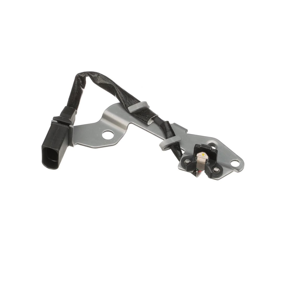 Standard Motor Products Camshaft Position Sensor, T Series, With Harness, Genuine Intermotor Quality – PC628T