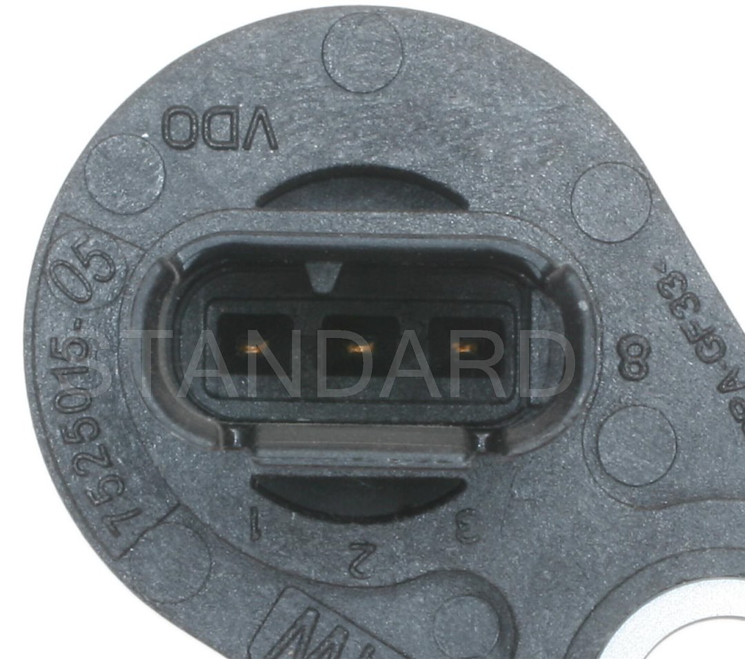 Standard Motor Products Crankshaft Position Sensor, Intermotor ®, With 3 Terminals, Genuine Intermotor Quality – PC768