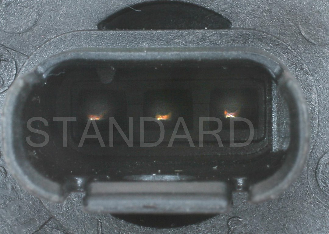 Standard Motor Products Camshaft Position Sensor, Intermotor ®, Genuine Intermotor Quality, 3 Blade Terminal – PC770