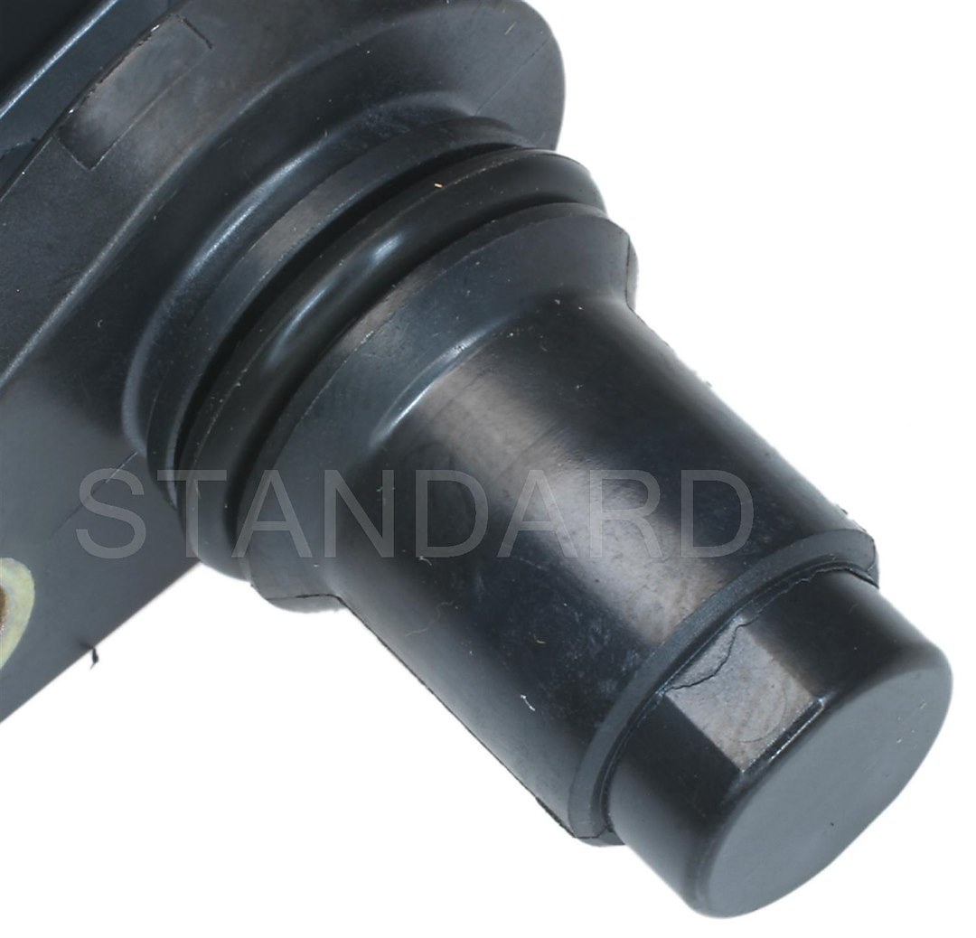 Standard Motor Products Camshaft Position Sensor, Intermotor ®, Genuine Intermotor Quality – PC775