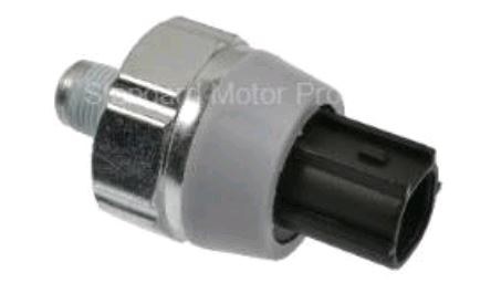 Standard Motor Products Oil Pressure Switch, Intermotor ®, Genuine Intermotor Quality – PS-323