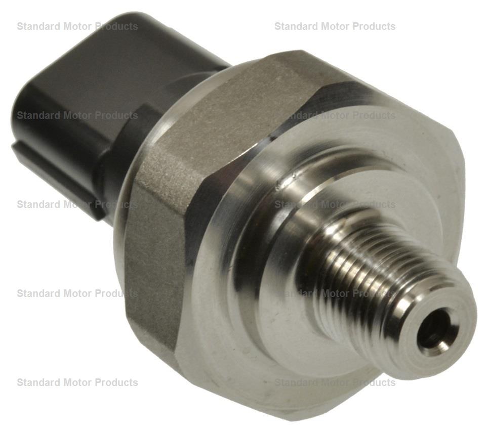 Standard Motor Products Oil Pressure Switch, 3 Male Blade Terminal – PS603