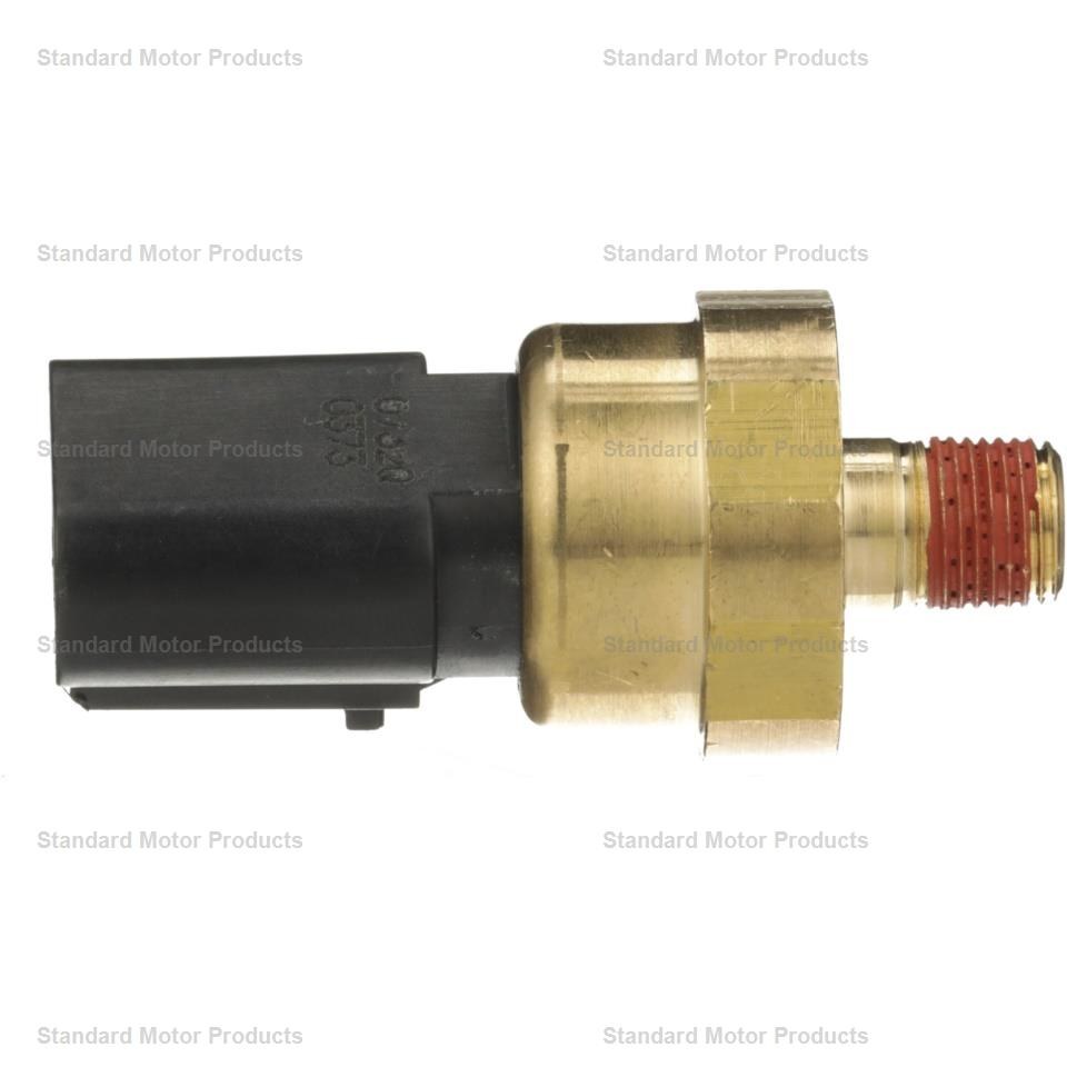 Standard Motor Products Oil Pressure Switch, Plug IN Connector, 3 Pin Terminals – PS674