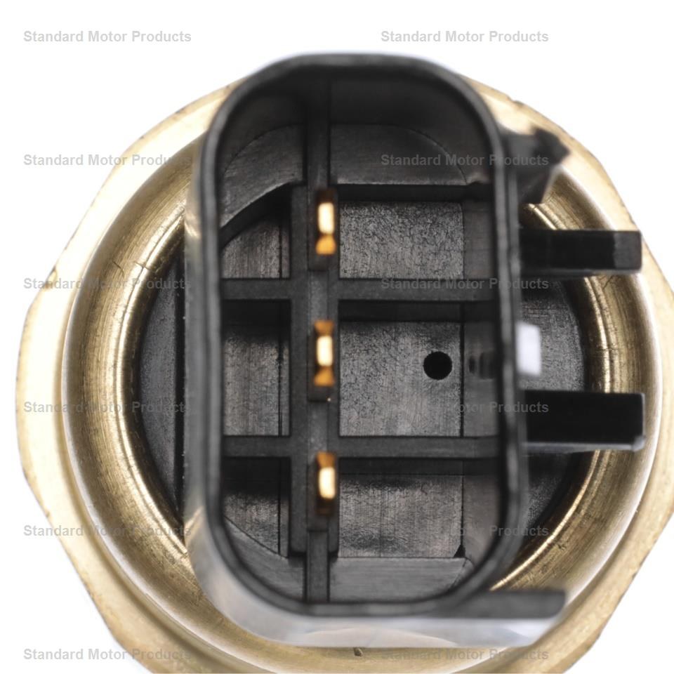 Standard Motor Products Oil Pressure Switch, Plug IN Connector, 3 Pin Terminals – PS674