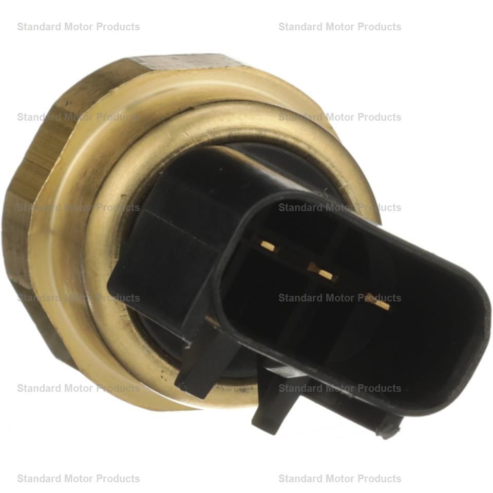 Standard Motor Products Oil Pressure Switch, Plug IN Connector, 3 Pin Terminals – PS674