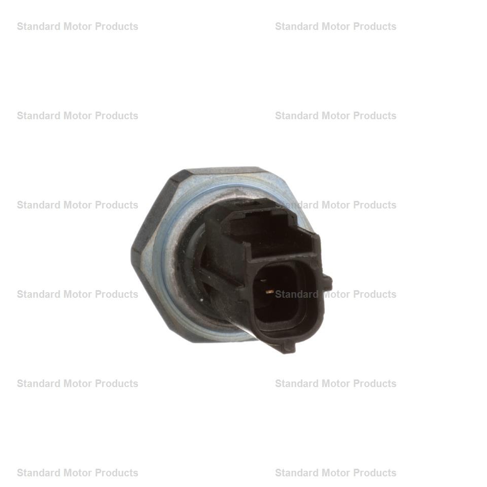 Standard Motor Products Oil Pressure Switch, 1 Male Blade Terminal, Black – PS761