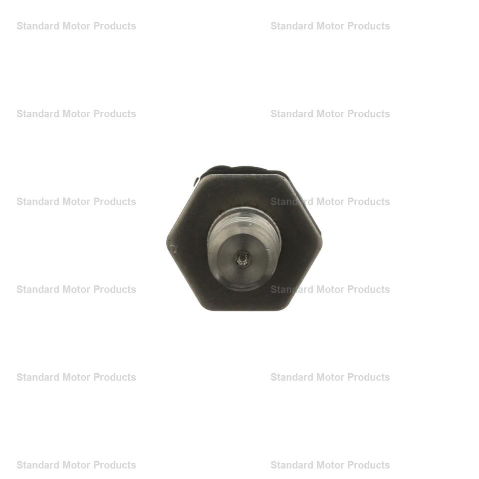 Standard Motor Products Oil Pressure Switch, 3 Male Blade Terminal – PS766