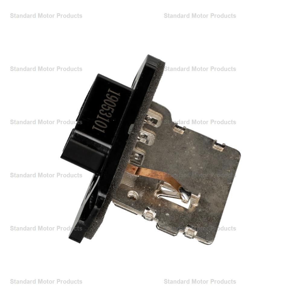 Standard Motor Products Heater Fan Motor Resistor, Intermotor ®, Genuine Intermotor Quality – RU-322