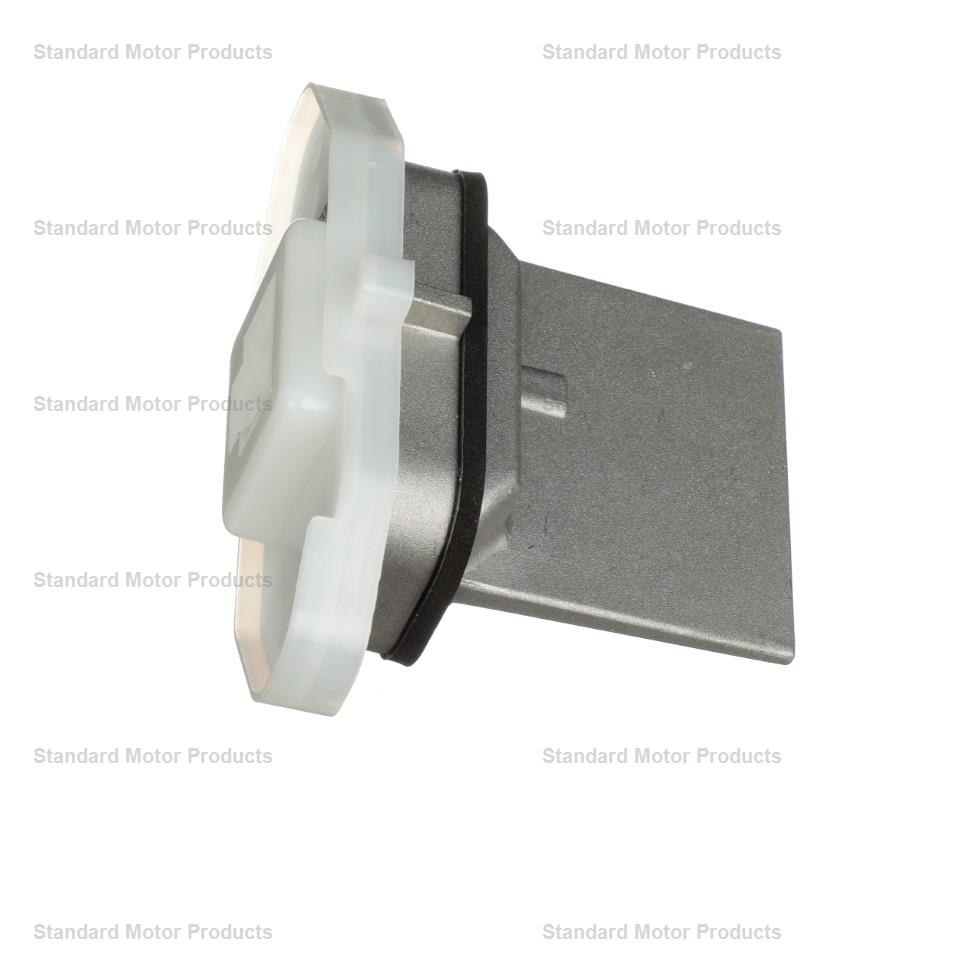 Standard Motor Products Heater Fan Motor Resistor, Intermotor ®, Genuine Intermotor Quality – RU-633