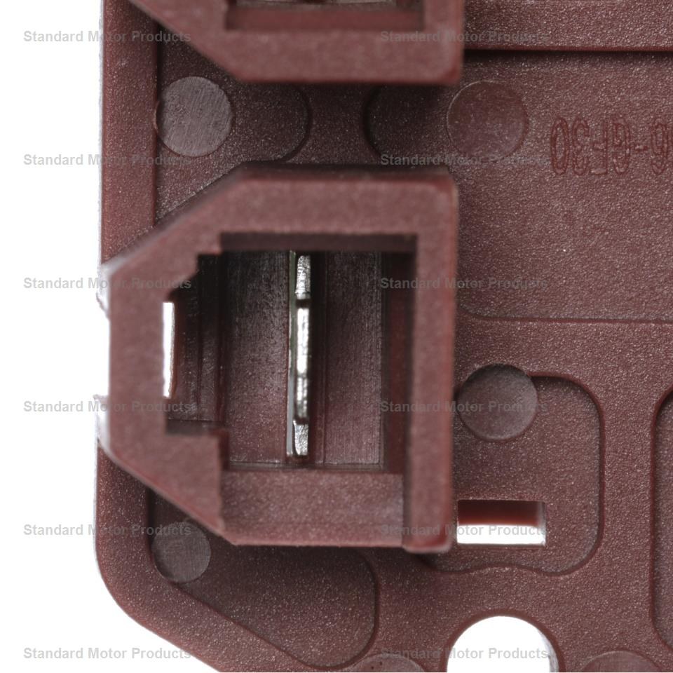 Standard Motor Products Cooling Fan Control Module, Blade Terminal – RY2049