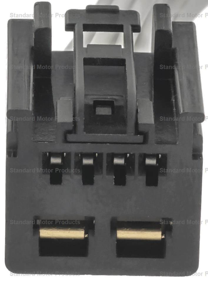 Standard Motor Products HVAC Blower Motor Relay Connector, 17 Inch Harness Length, 6 Blade Terminal, One Male Connector – S1702HT