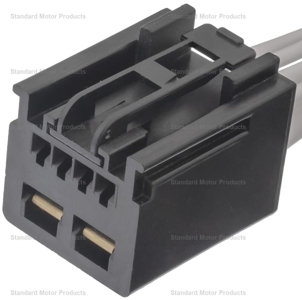 Standard Motor Products HVAC Blower Motor Relay Connector, 17 Inch Harness Length, 6 Blade Terminal, One Male Connector – S1702HT
