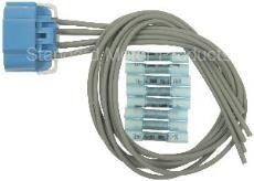 Standard Motor Products Power Distribution Block Connector, 8 Terminal, Female, With Butt Connectors/ Pigtail – S-1704