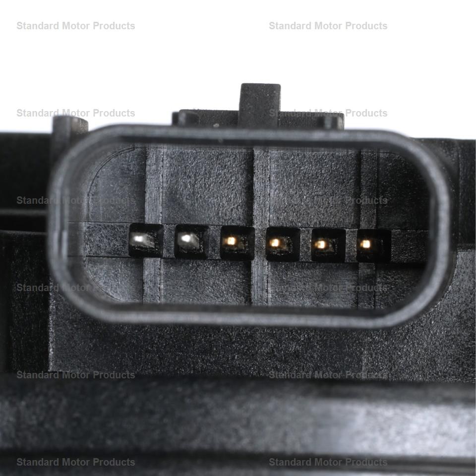 Standard Motor Products Throttle Body, 6 Blade Terminals – S20068