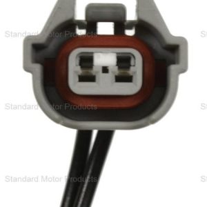 Standard Motor Products Fuel Injector Connector, Intermotor ®, Genuine Intermotor Quality, 2 Terminal, Female, Gray – S2330