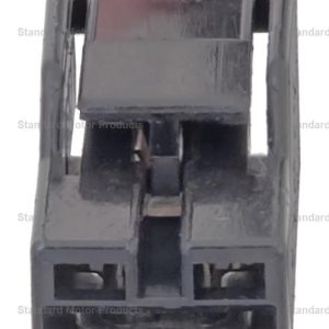 Standard Motor Products Starter Solenoid Connector, Blade Terminal, Male Connector, 18 Inch Length Wiring Harness – S3075