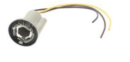Standard Motor Products Parking Light Socket, 3 Wire – S-55