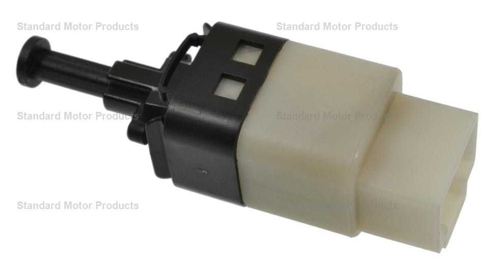 Standard Motor Products Brake Light Switch, 4 Male Blade Terminal, 12 Volts – SLS-327