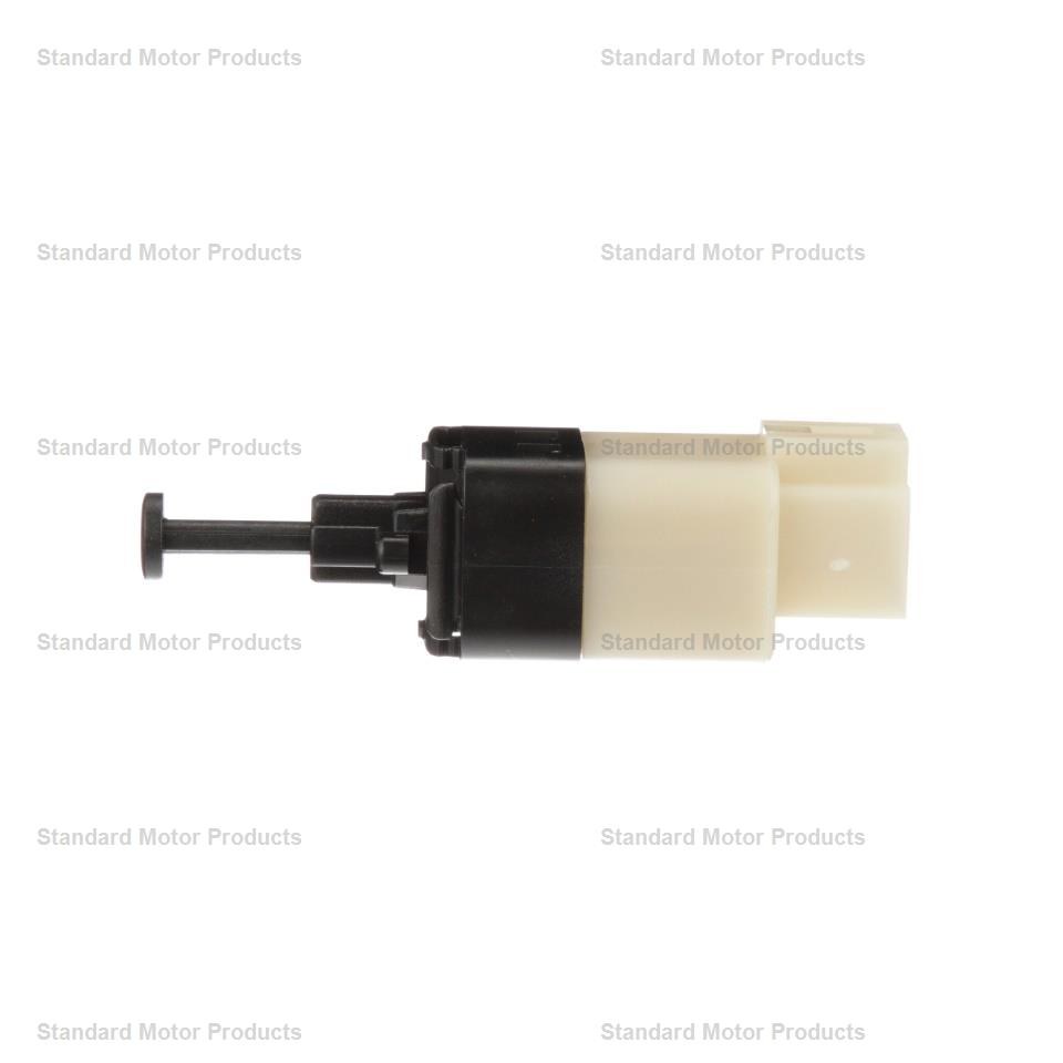 Standard Motor Products Brake Light Switch, 4 Male Blade Terminal, 12 Volts – SLS-327