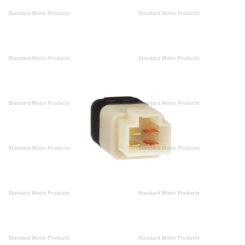 Standard Motor Products Brake Light Switch, 4 Male Blade Terminal, 12 Volts – SLS-327