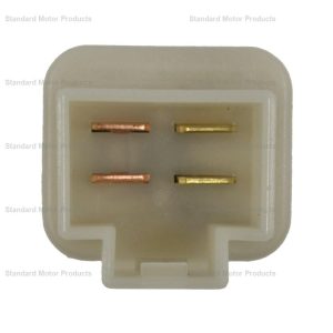 Standard Motor Products Brake Light Switch, 4 Male Blade Terminal, 12 Volts – SLS-327