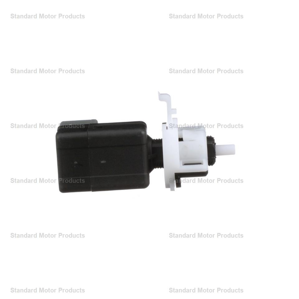Standard Motor Products Brake Light Switch, 4 Blade Terminals, 12 Volt, Black/ Gray, Plastic, With Mounting Brackets – SLS-514