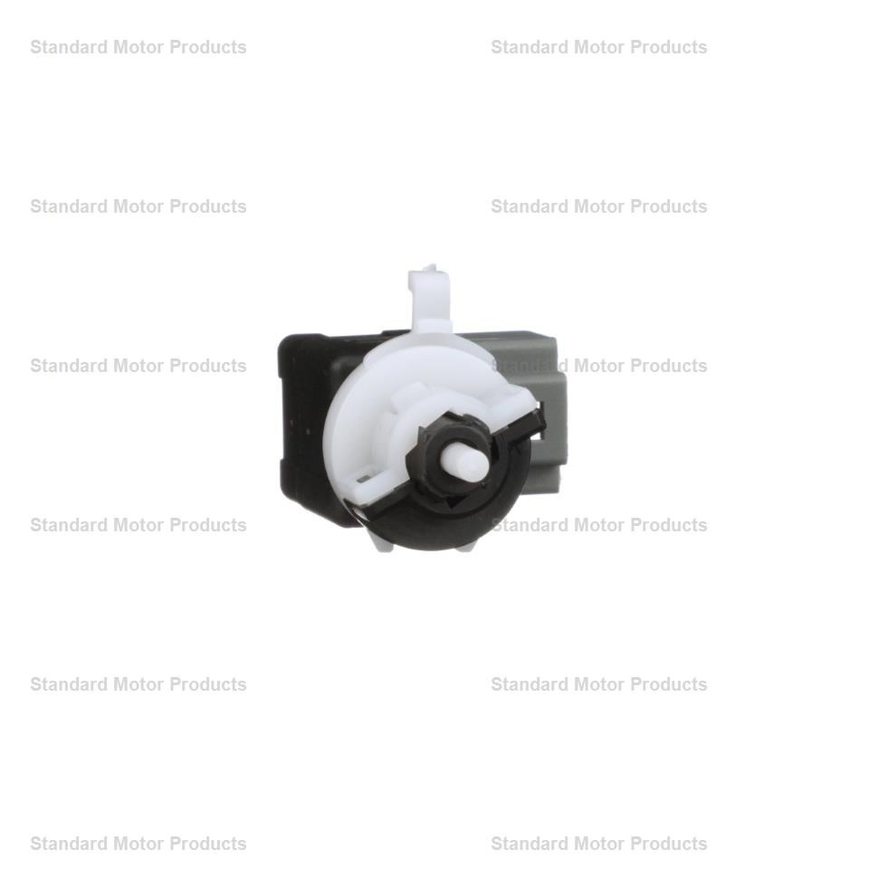Standard Motor Products Brake Light Switch, 4 Blade Terminals, 12 Volt, Black/ Gray, Plastic, With Mounting Brackets – SLS-514