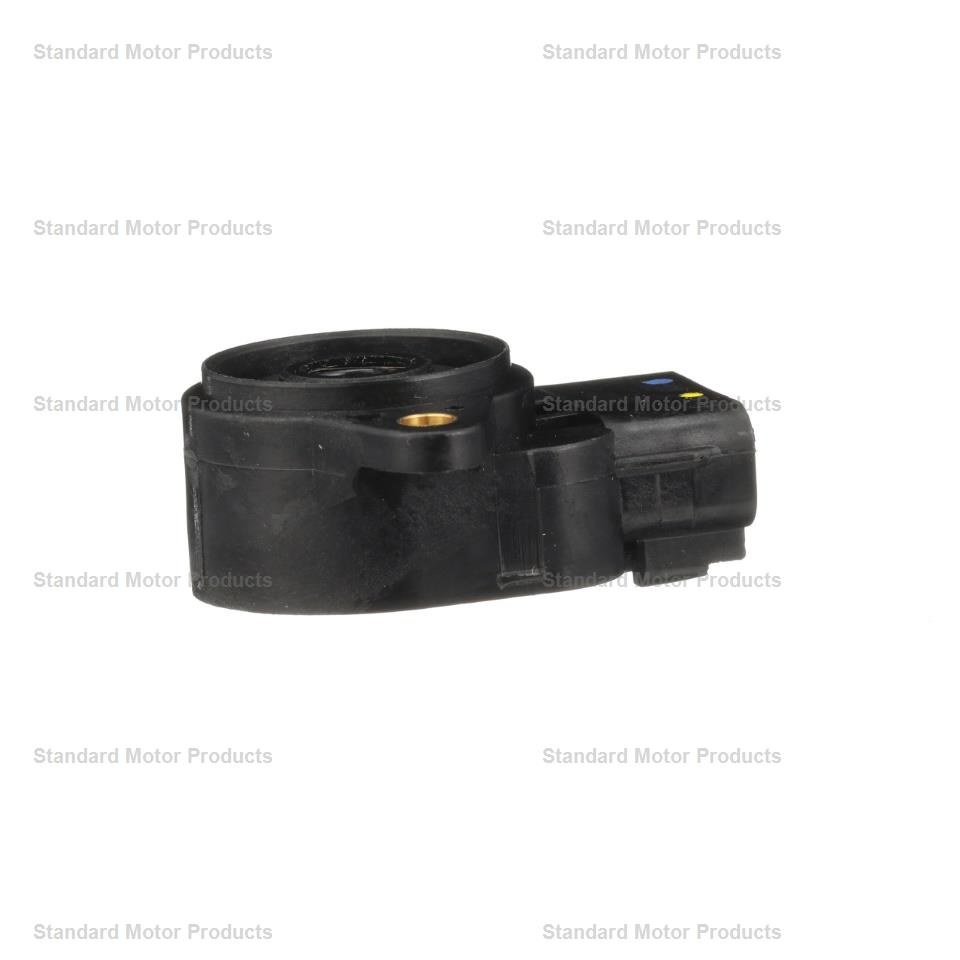 Standard Motor Products Throttle Position Sensor, Intermotor ®, 3 Blade Terminal, Genuine Intermotor Quality – TH207