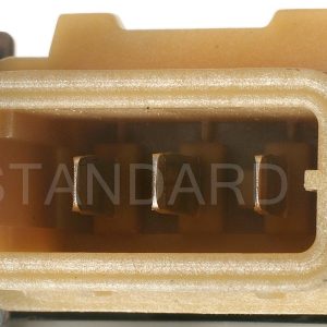 Standard Motor Products Ignition Coil, Intermotor ®, Genuine Intermotor Quality – UF-226