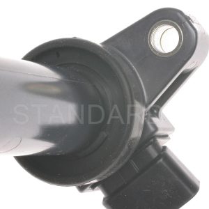 Standard Motor Products Ignition Coil, Intermotor ®, Genuine Intermotor Quality – UF-230