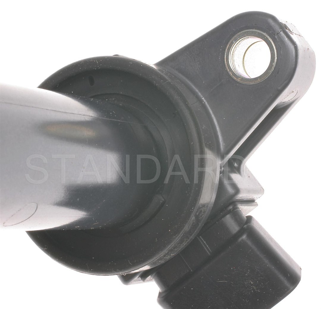 Standard Motor Products Ignition Coil, Intermotor ®, Genuine Intermotor Quality – UF-230